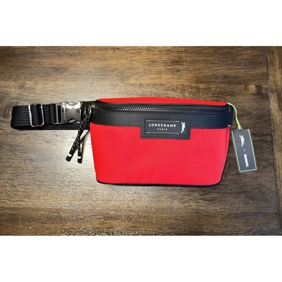 Longchamp Handbags - Longchamp Le Pliage Energy Belt Bag Poppy Red Purse Sling Crossbody Fanny Pack